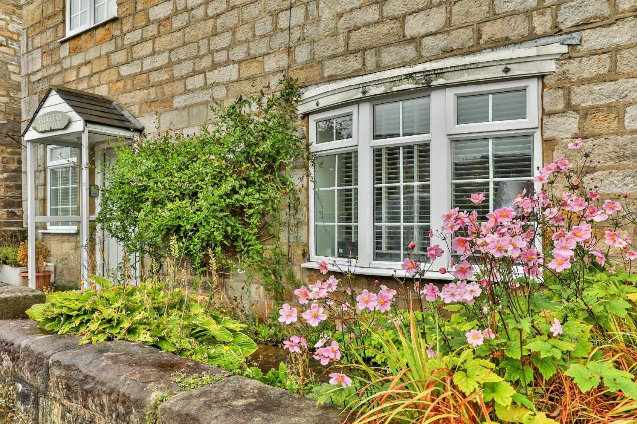 Finest Retreats - Cloggers Cottage Darley ภายนอก รูปภาพ